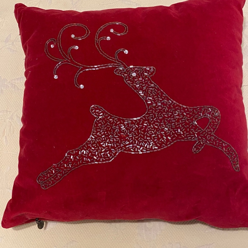 Pier 1 Festive Red Reindeer Pillow, darker red.  Has one missing bead see pictur